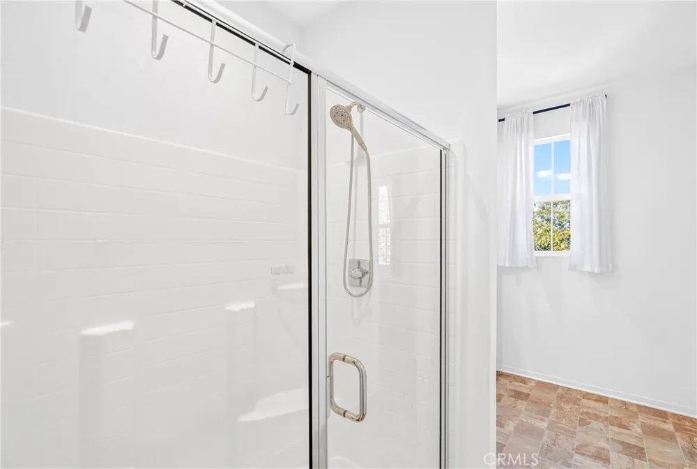 15923 Main Chino, CA 91708