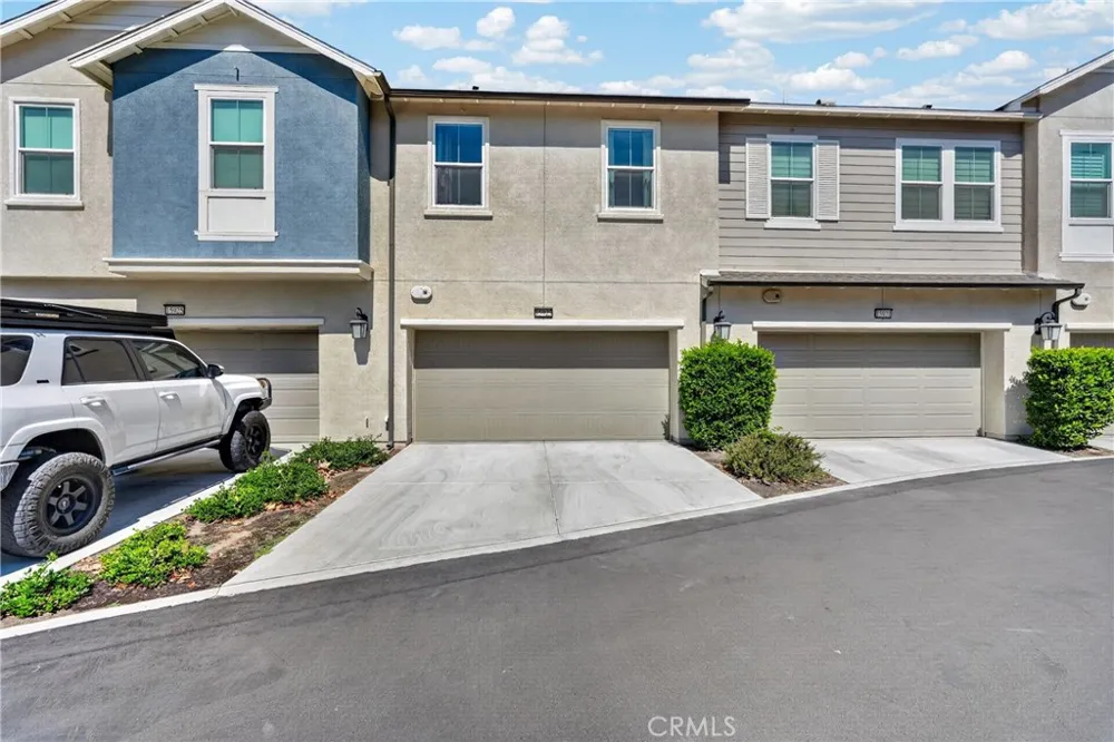 15923 Main Chino, CA 91708
