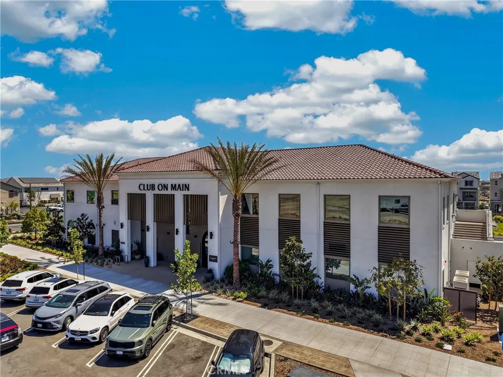 15923 Main Chino, CA 91708