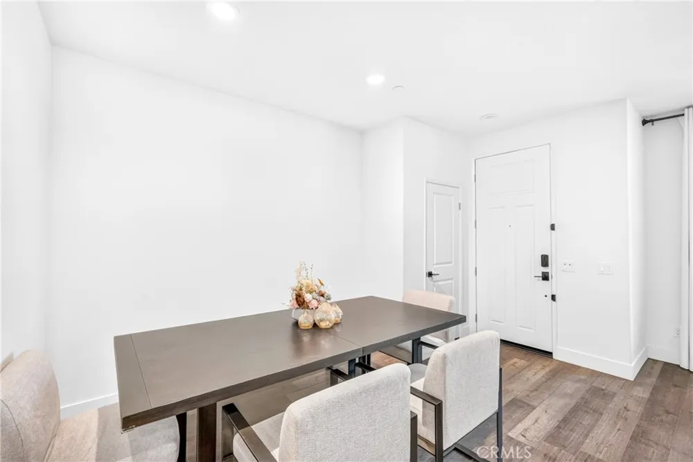 15923 Main Chino, CA 91708