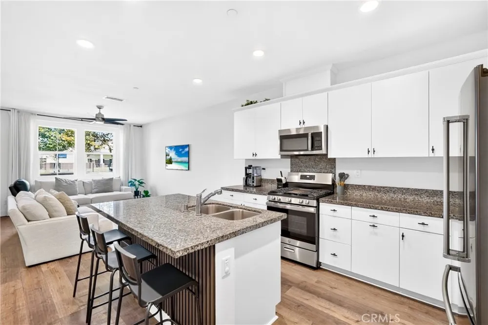 15923 Main Chino, CA 91708