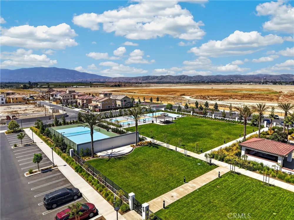 15923 Main Chino, CA 91708