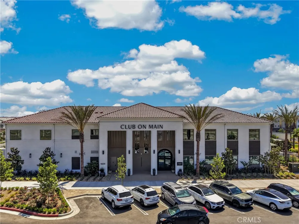 15923 Main Chino, CA 91708