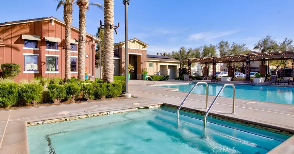 15923 Main Chino, CA 91708