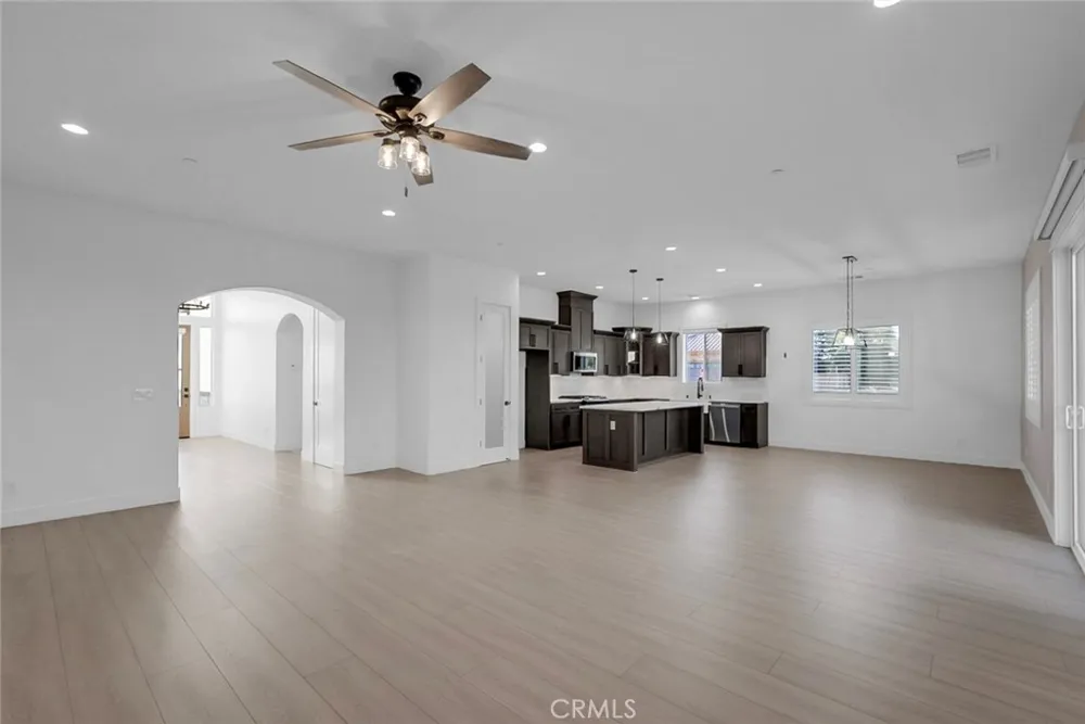 3394 Banbury Merced, CA 95340
