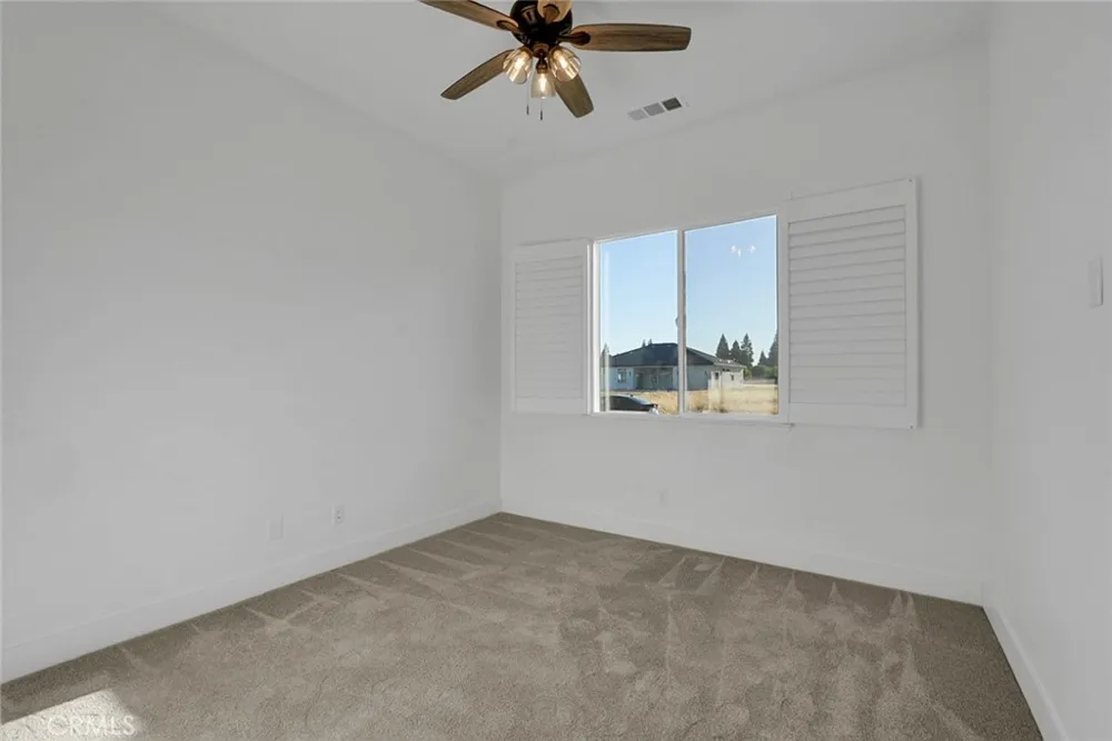 3394 Banbury Merced, CA 95340