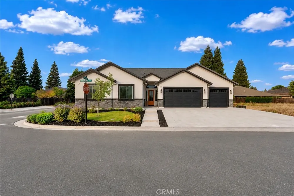 3394 Banbury Merced, CA 95340
