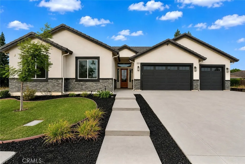 3394 Banbury Merced, CA 95340