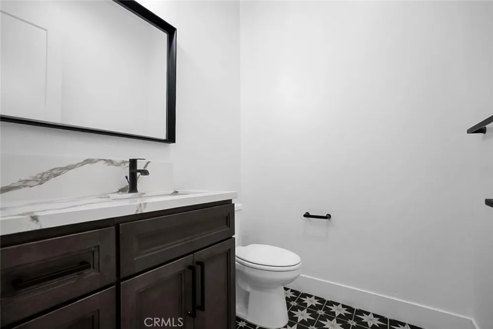 3394 Banbury Merced, CA 95340