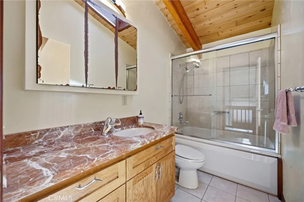 9256 Lazo Way La Grange, CA 95329