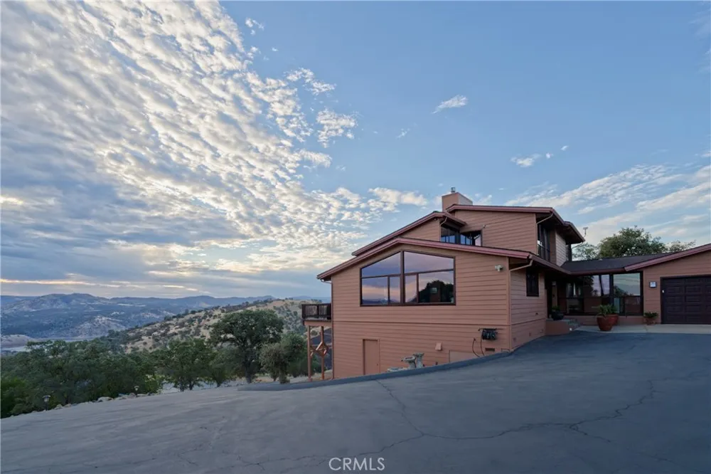 9256 Lazo Way La Grange, CA 95329