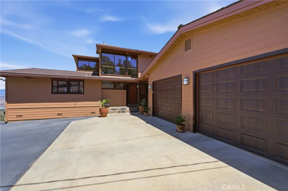 9256 Lazo Way La Grange, CA 95329