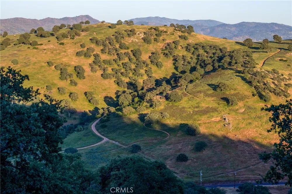 9256 Lazo Way La Grange, CA 95329