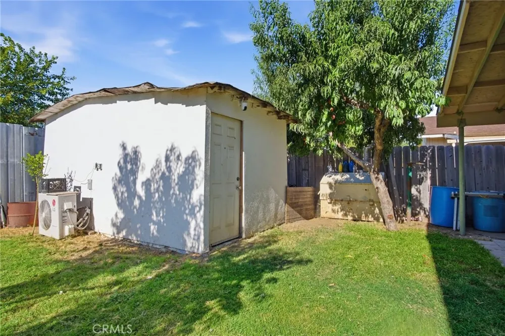 9207 Ayala Court Planada, CA 95340