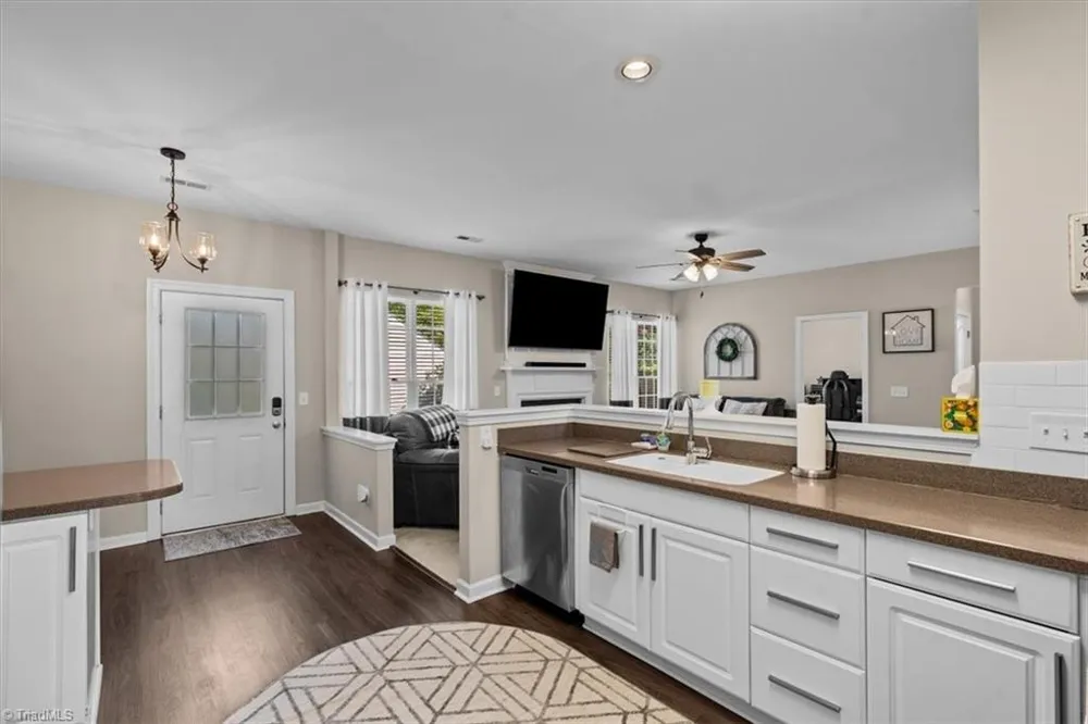 3428 Silverlake Court Jamestown, NC 27282