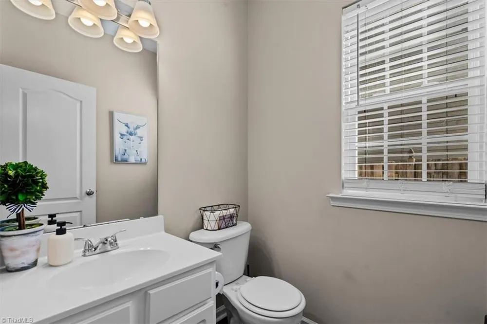 3428 Silverlake Court Jamestown, NC 27282