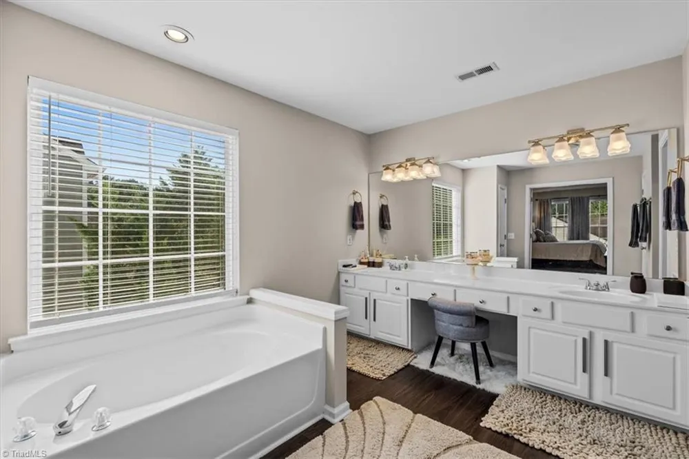 3428 Silverlake Court Jamestown, NC 27282