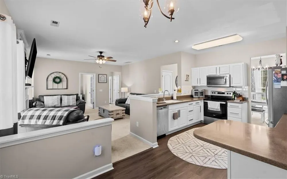 3428 Silverlake Court Jamestown, NC 27282
