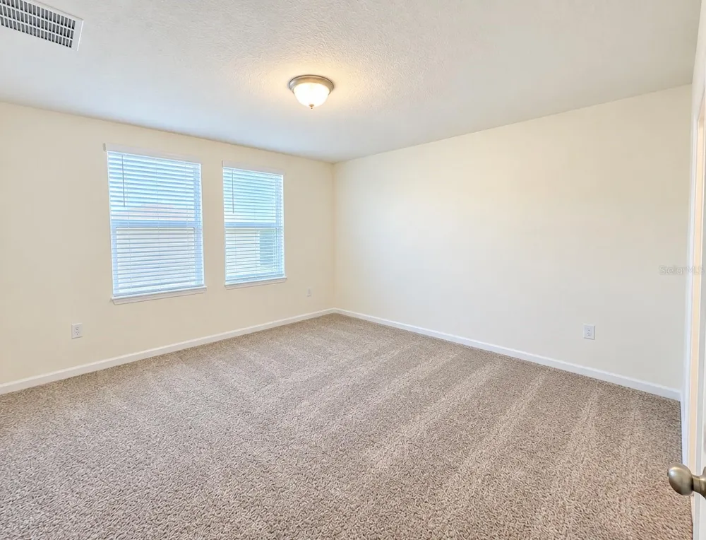3864 GIORGIO DRIVE Winter Haven, FL 33884