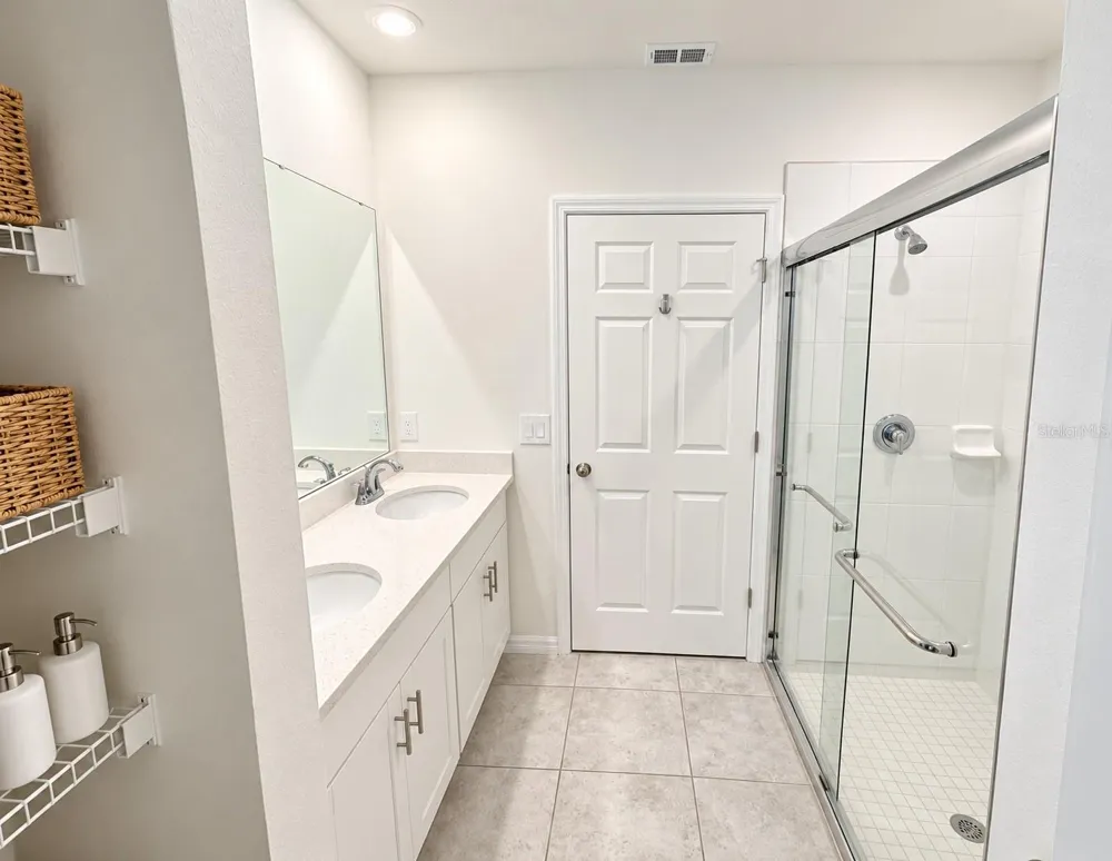 3864 GIORGIO DRIVE Winter Haven, FL 33884