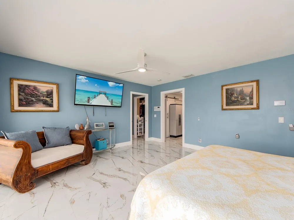 1826 VENETIAN POINT DRIVE Clearwater, FL 33755