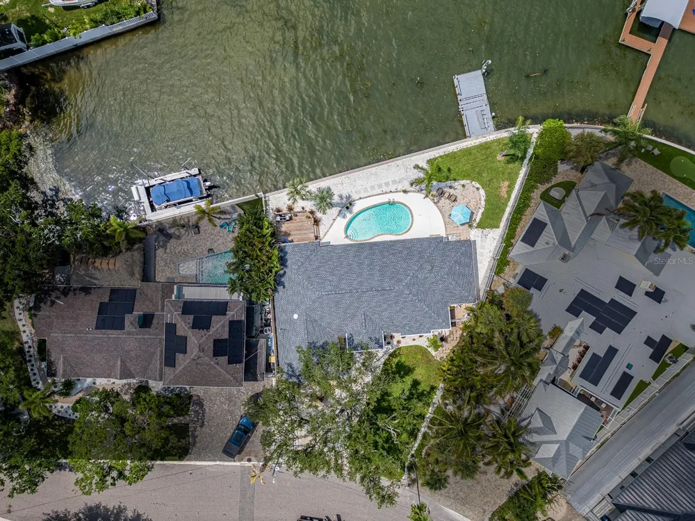 1826 VENETIAN POINT DRIVE Clearwater, FL 33755