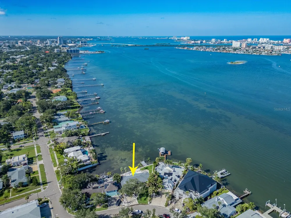 1826 VENETIAN POINT DRIVE Clearwater, FL 33755
