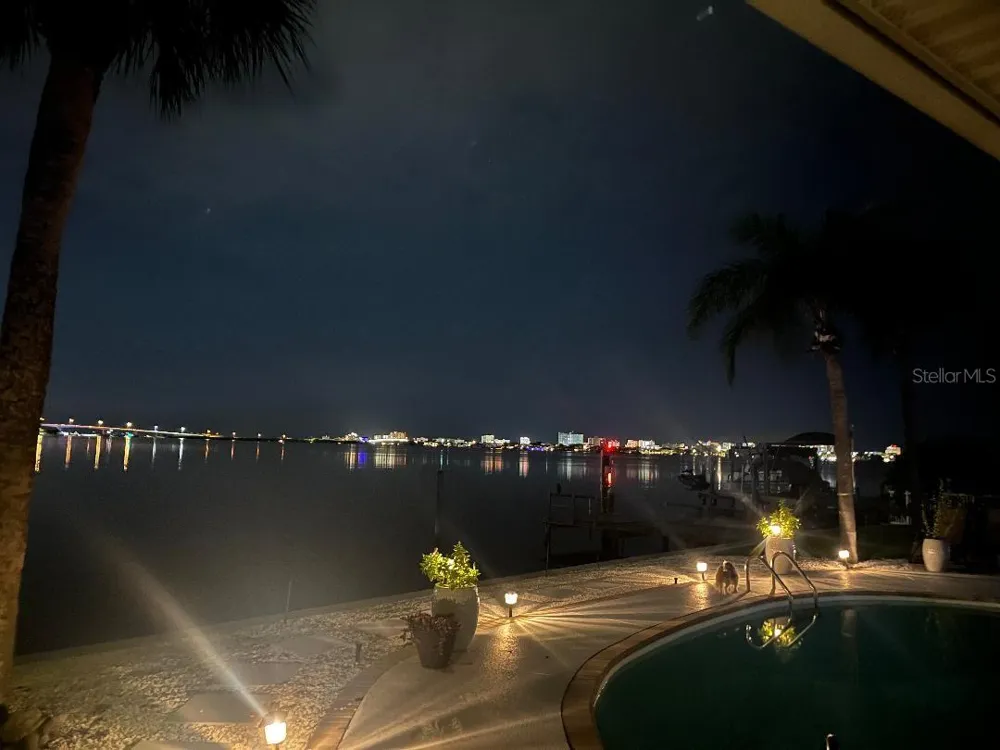 1826 VENETIAN POINT DRIVE Clearwater, FL 33755