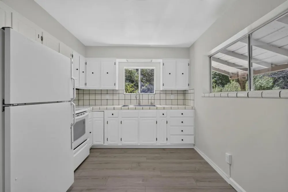 16505 Sanborn Road Saratoga, CA 95070