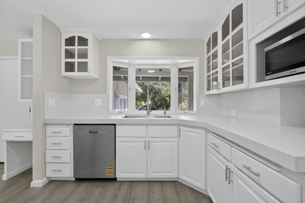 16505 Sanborn Road Saratoga, CA 95070