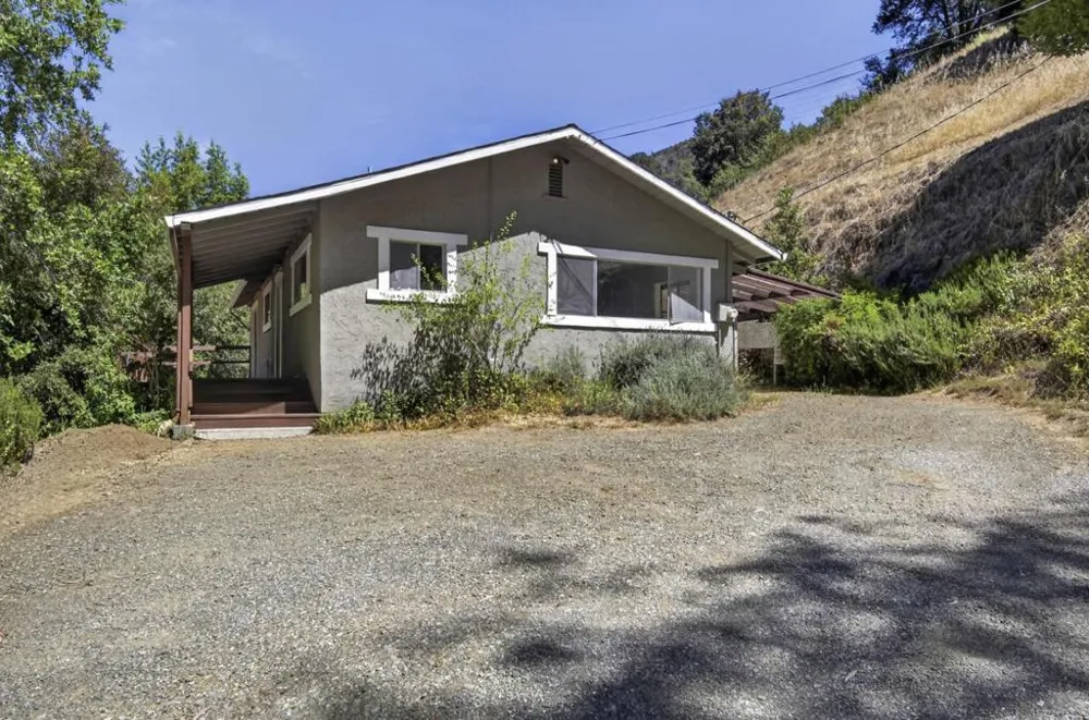 16505 Sanborn Road Saratoga, CA 95070