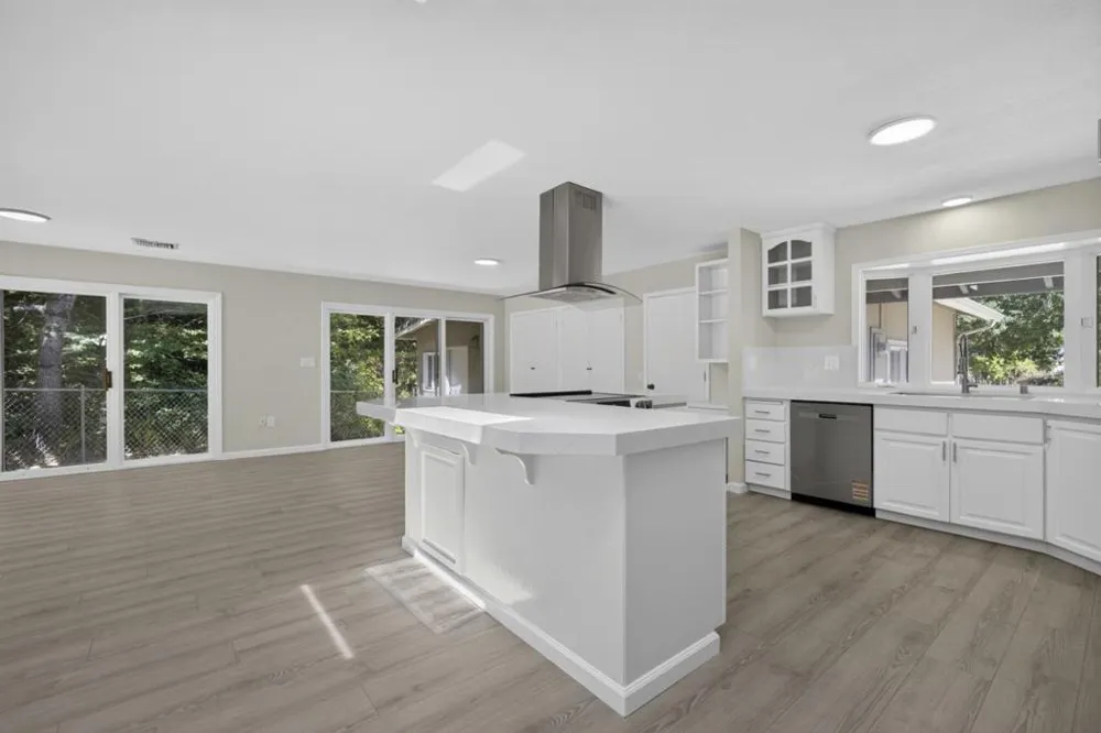 16505 Sanborn Road Saratoga, CA 95070