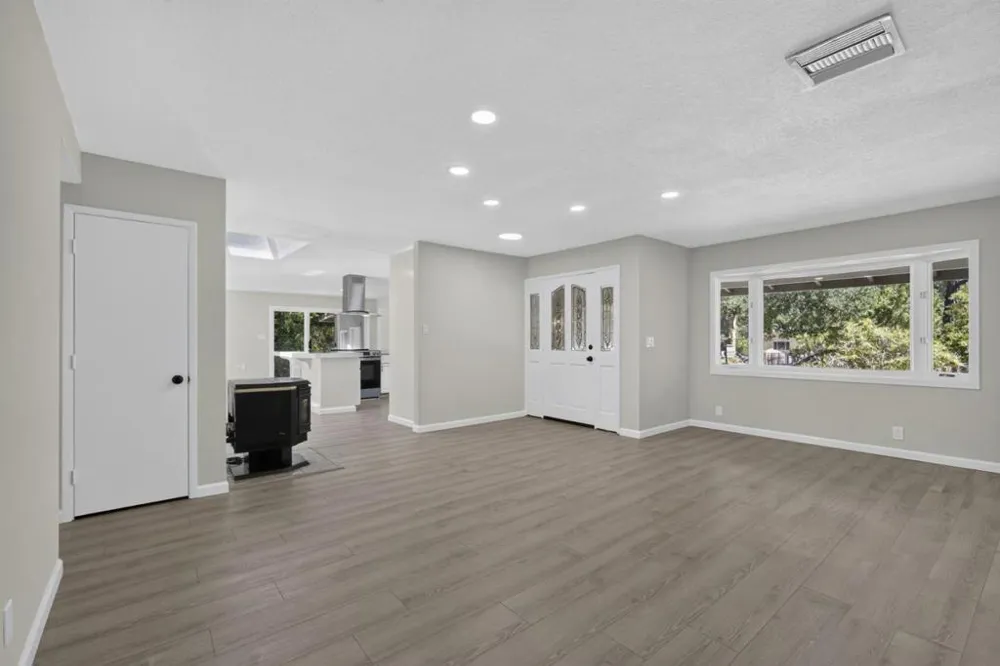 16505 Sanborn Road Saratoga, CA 95070