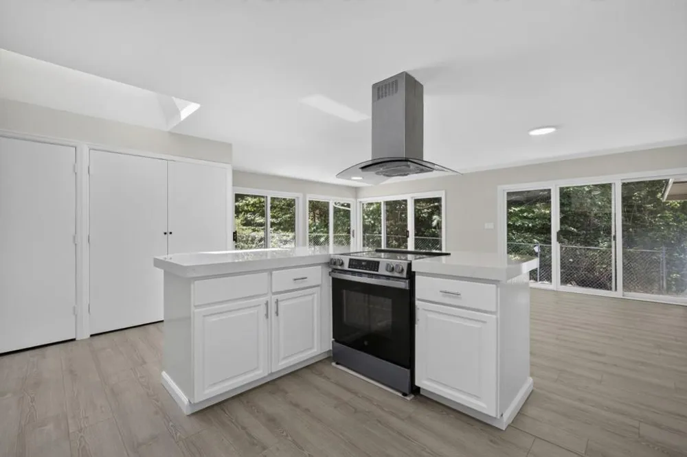 16505 Sanborn Road Saratoga, CA 95070