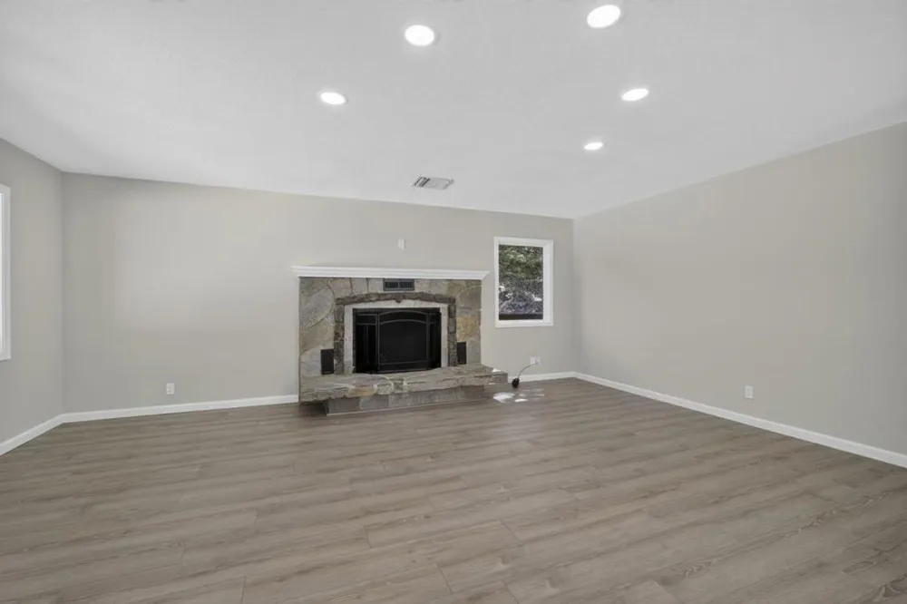 16505 Sanborn Road Saratoga, CA 95070