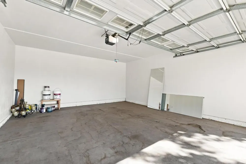646 Fulstow Court Folsom, CA 95630