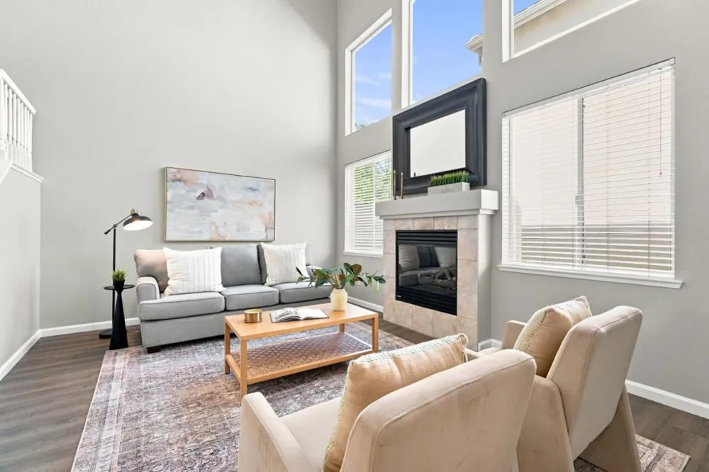 646 Fulstow Court Folsom, CA 95630