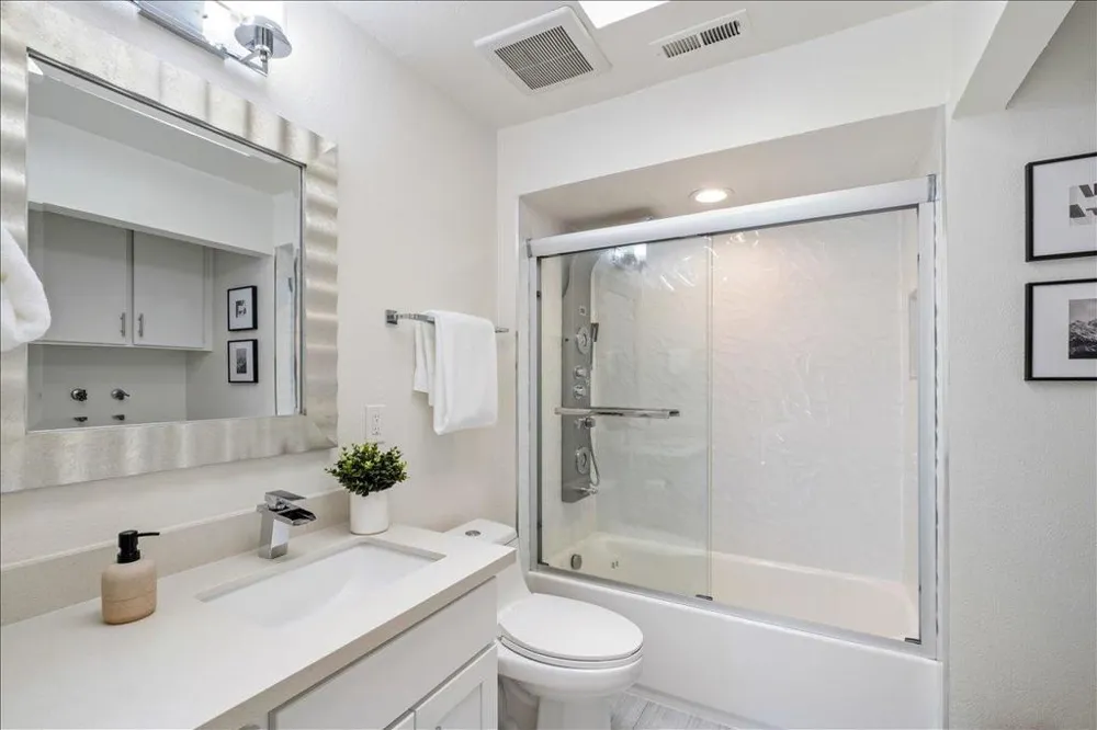 392 Whisman Road Mountain View, CA 94043