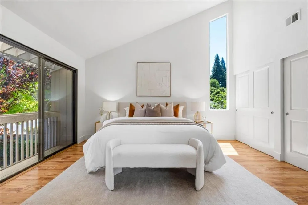 392 Whisman Road Mountain View, CA 94043