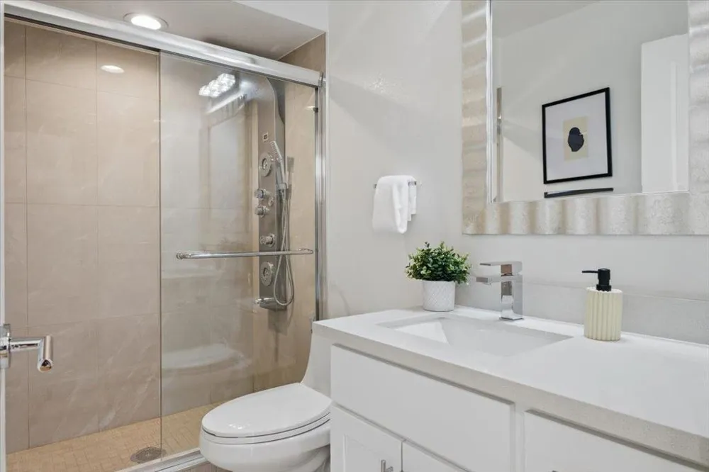 392 Whisman Road Mountain View, CA 94043