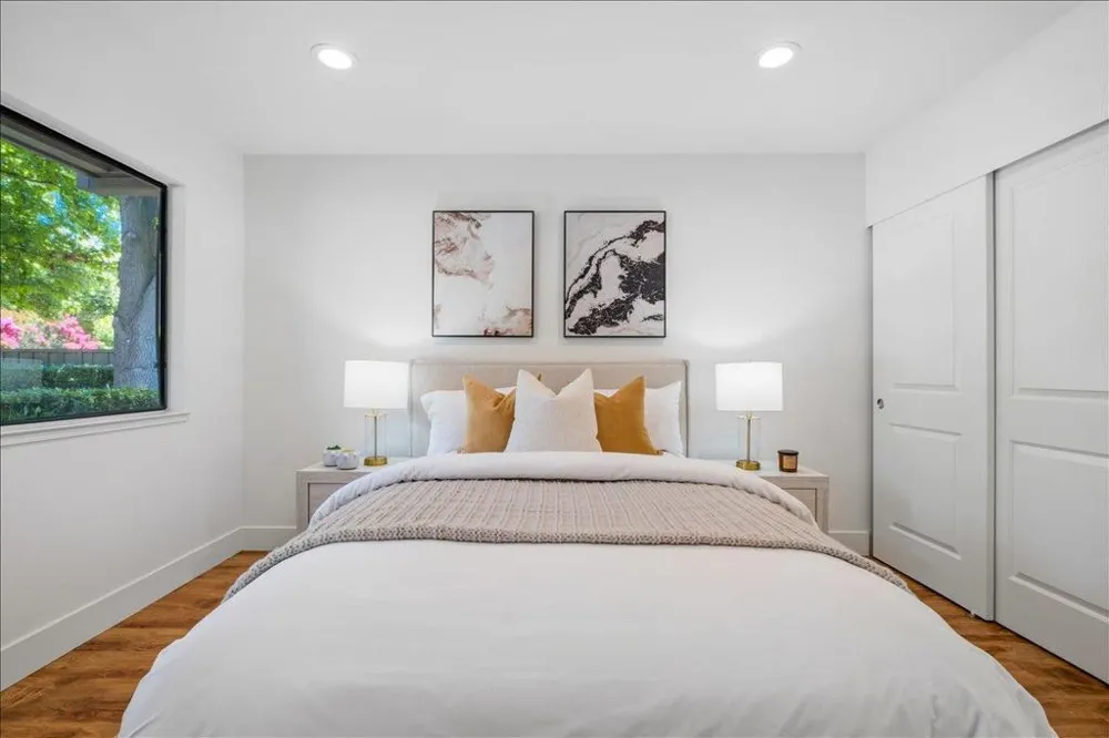 392 Whisman Road Mountain View, CA 94043