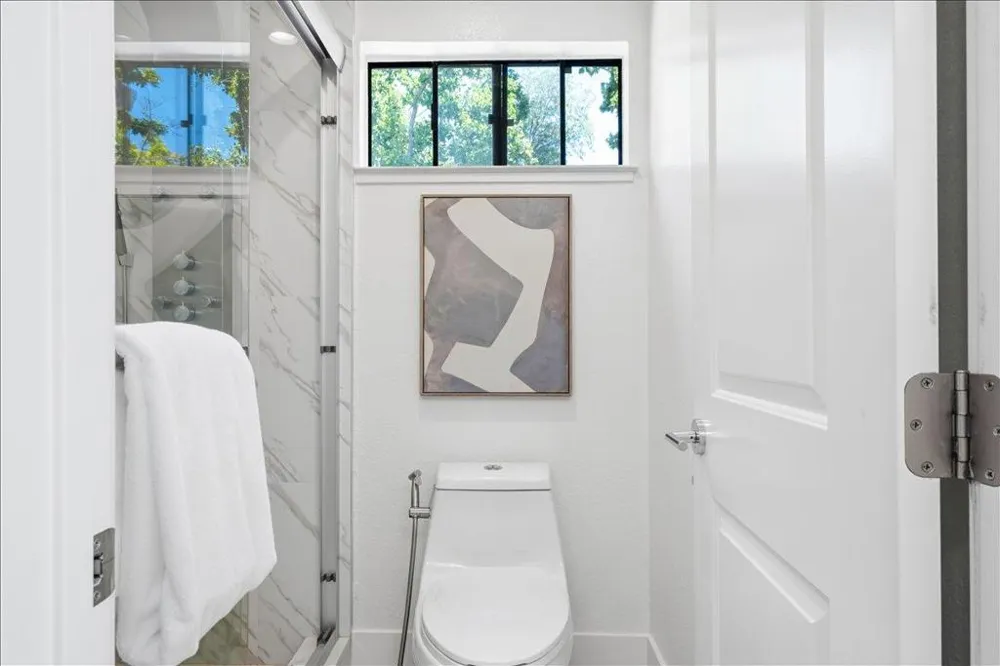 392 Whisman Road Mountain View, CA 94043