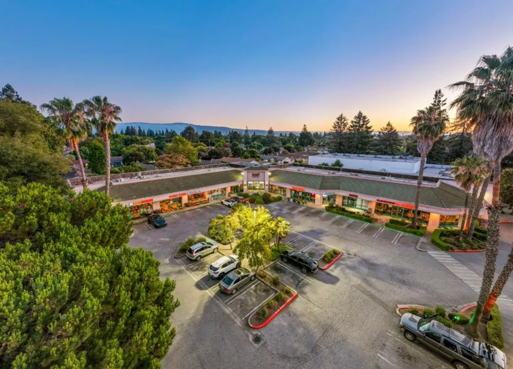 392 Whisman Road Mountain View, CA 94043