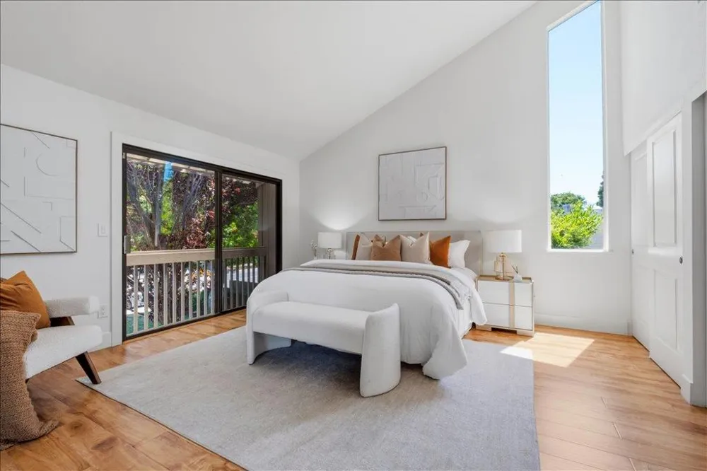 392 Whisman Road Mountain View, CA 94043