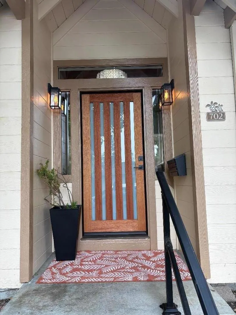 702 Beverly Avenue Capitola, CA 95010