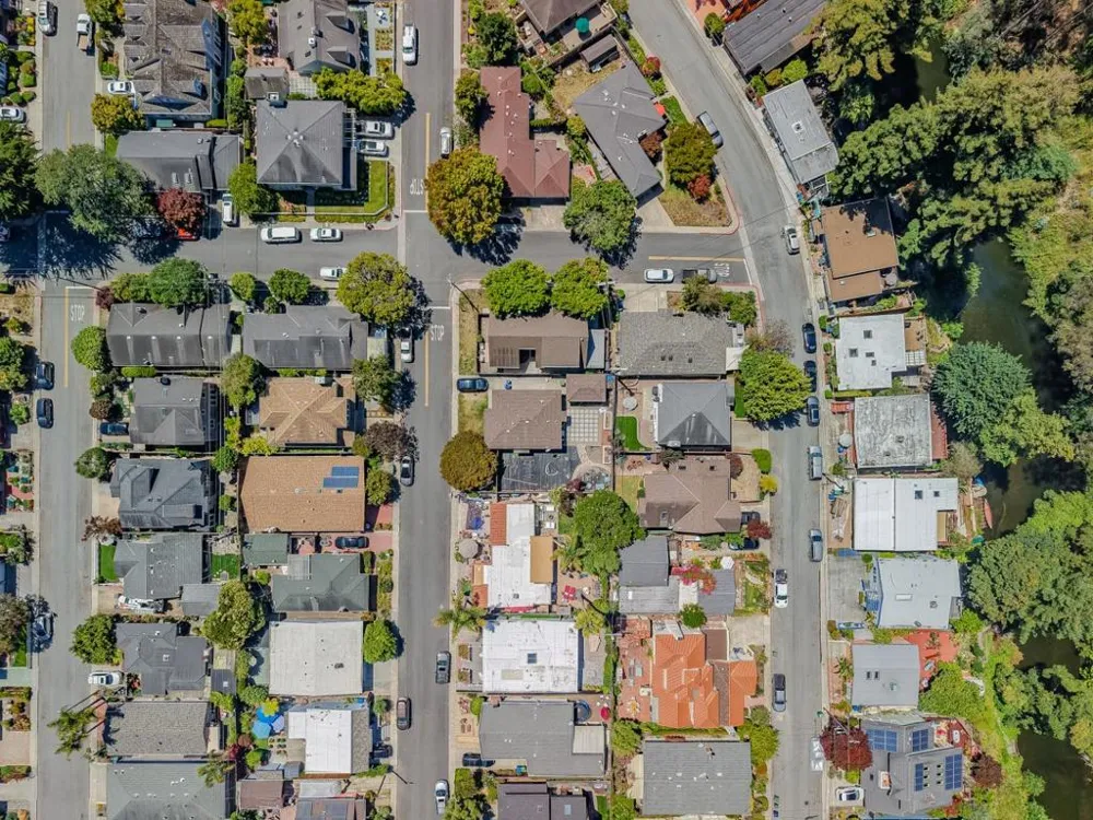 702 Beverly Avenue Capitola, CA 95010