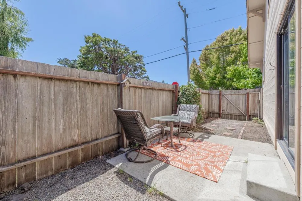 702 Beverly Avenue Capitola, CA 95010