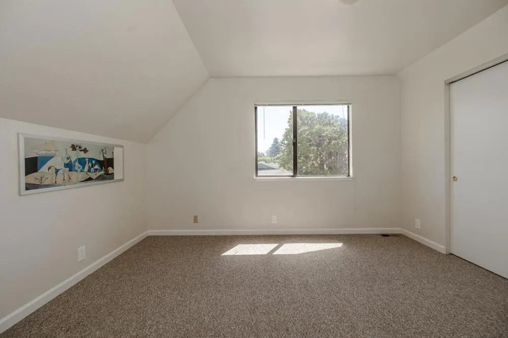 702 Beverly Avenue Capitola, CA 95010