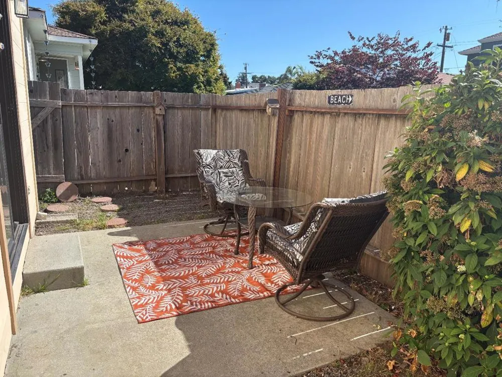 702 Beverly Avenue Capitola, CA 95010