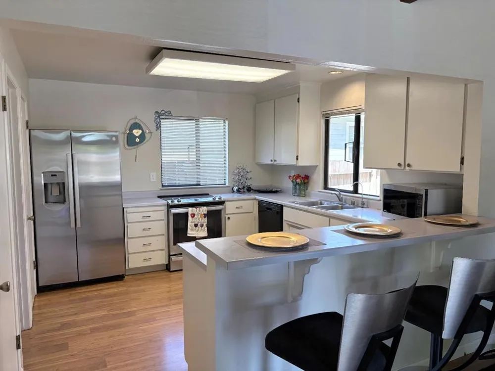 702 Beverly Avenue Capitola, CA 95010